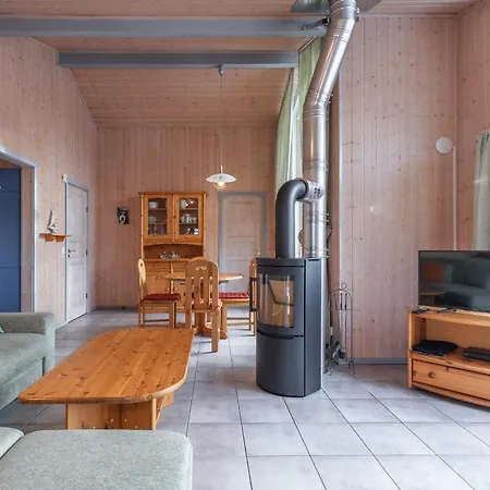 Holiday home Seeschwalbe 221